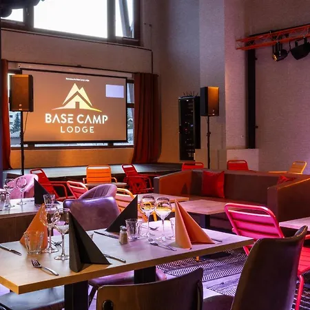 Hotell Base Camp - Saint Maurice 3*