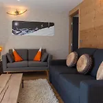 Hotel Base Camp - Saint Maurice 3*