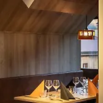 Base Camp - Saint Maurice Hotel