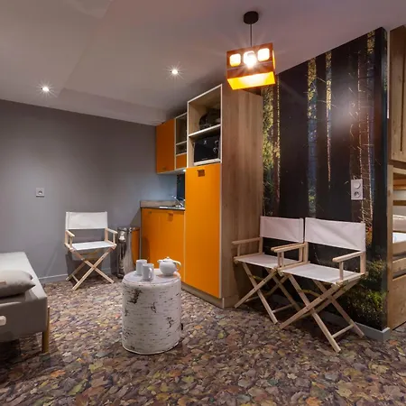 Hotel Base Camp - Saint Maurice 3*