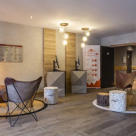 Base Camp - Saint Maurice Hotel 3*