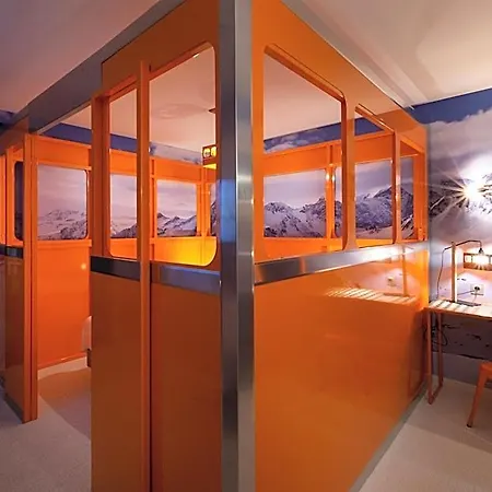 Szálloda Base Camp - Saint Maurice 3*