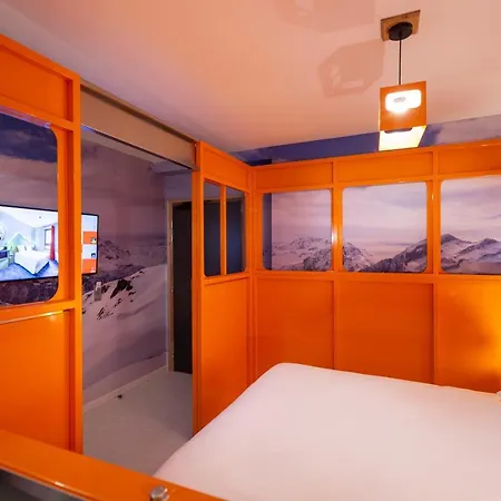 Hotel Base Camp - Saint Maurice