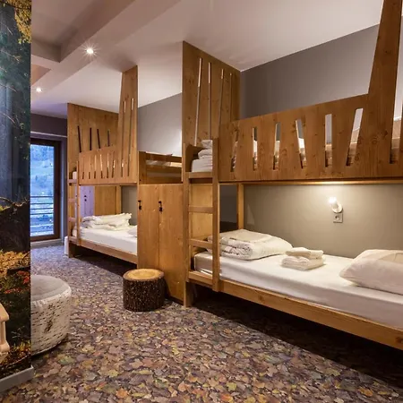 Base Camp - Saint Maurice Hotel