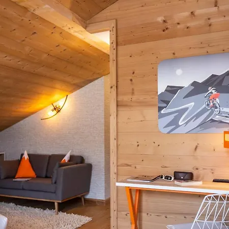 Base Camp - Saint Maurice 3*